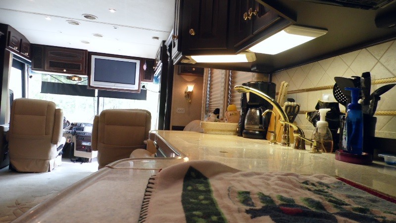 2005 Newmar Essex 4502 - 024
