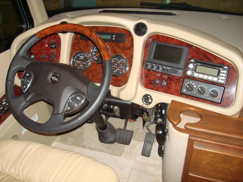 2008 Tiffin Zephyr QEZ - 025