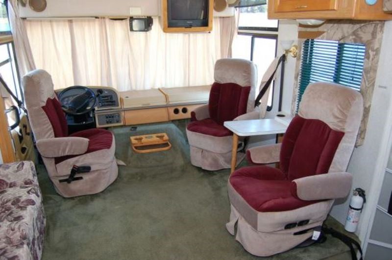 1999 Fleetwood Southwind 32V - 012