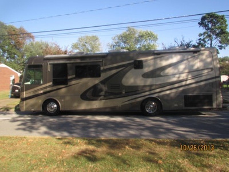 2006 Monterey Ventura IV