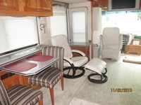 2006 Monterey Ventura IV - 003