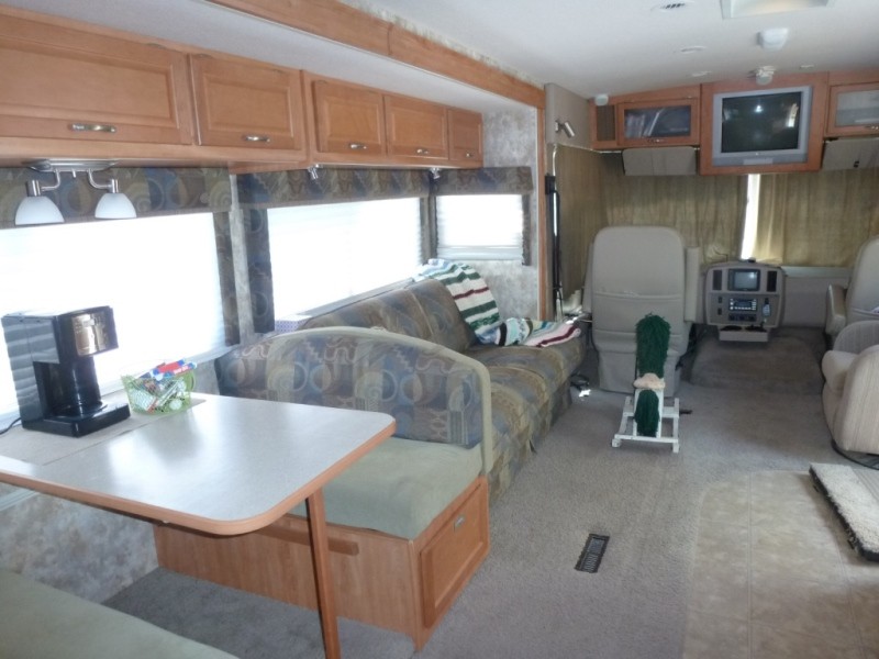 2007 Winnebago Itasca Sunova 30B - 003