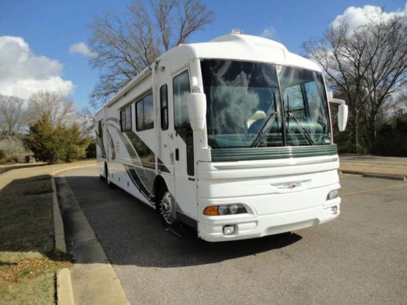 2001 Fleetwood American Tradition - 004