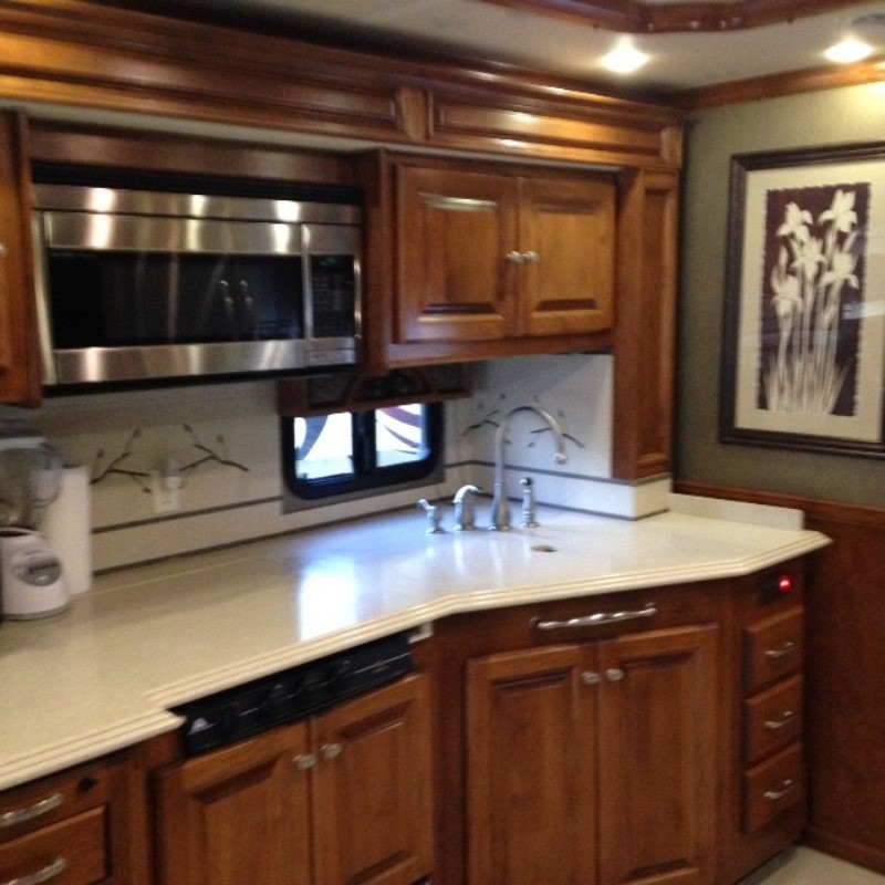 2013 Tiffin Phaeton 40QBH - 006