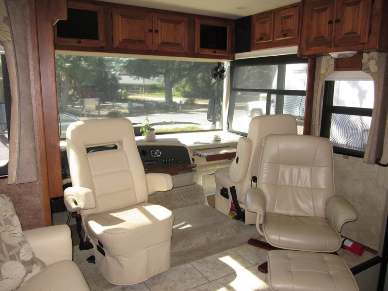 2011 Tiffin Allegro Open Road CA32 - 026