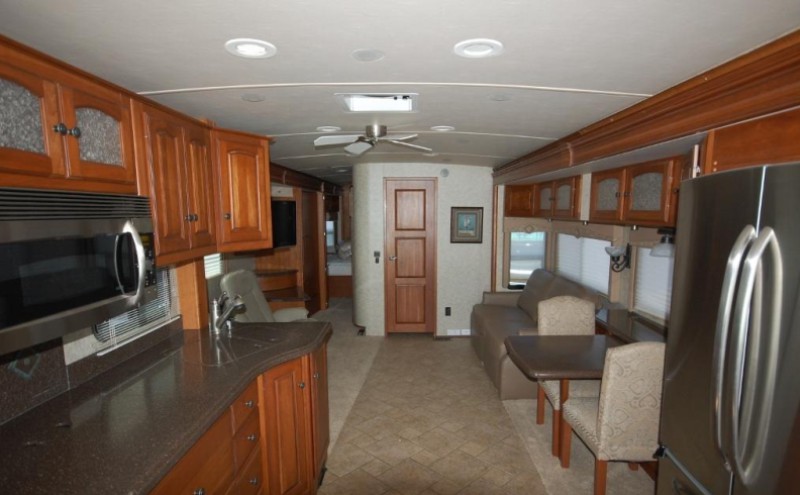 2009 Winnebago Vectra 40TD - 010