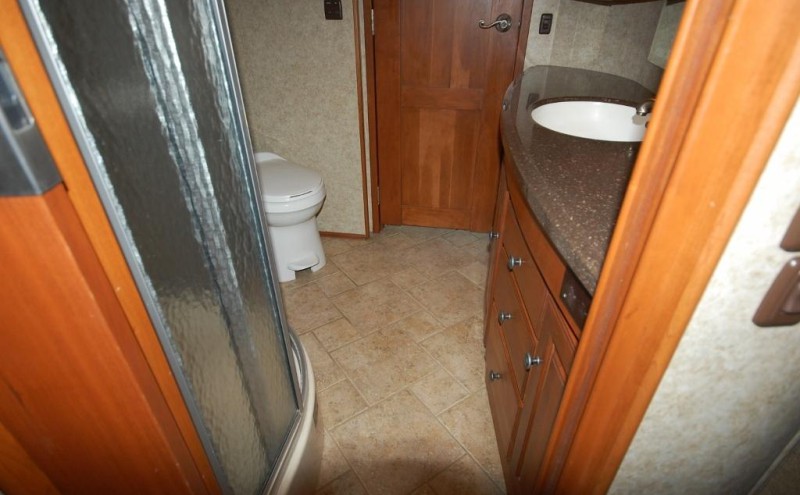 2009 Winnebago Vectra 40TD - 021