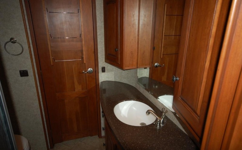 2009 Winnebago Vectra 40TD - 025