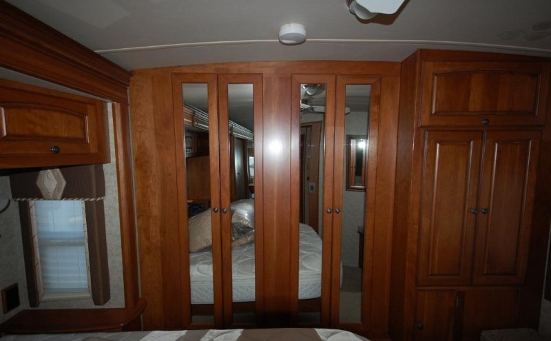 2009 Winnebago Vectra 40TD - 027