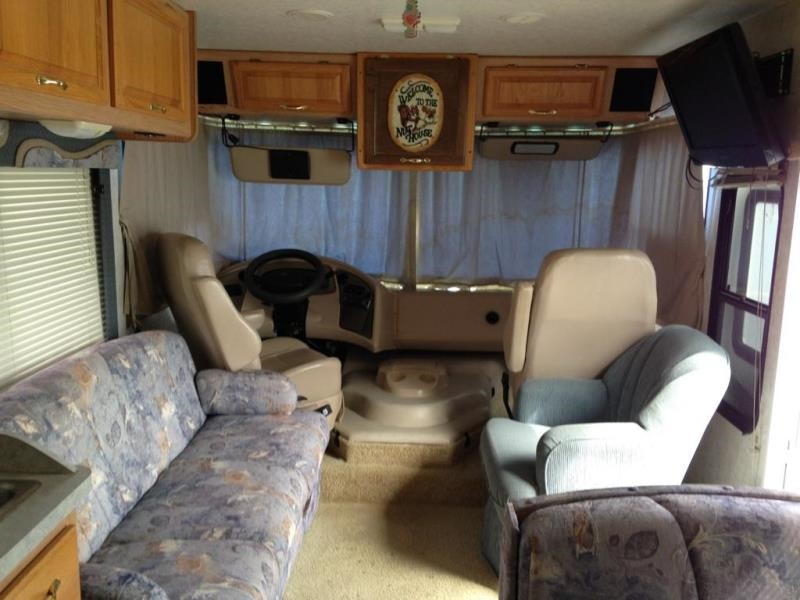 1005 2003 Georgie Boy Velocity - 005