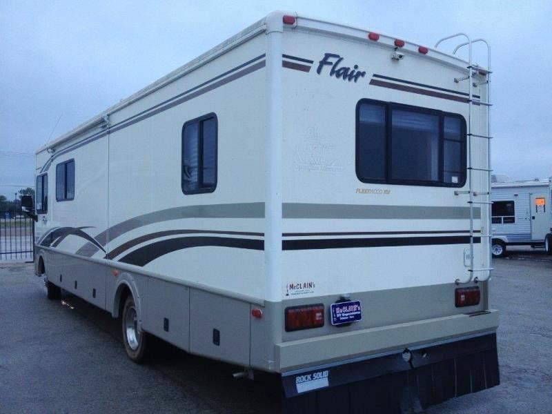 2003 Fleetwood Flair 31A - 004