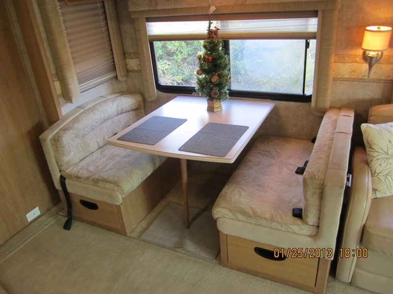 2007 Fleetwood Expedition 38S -  009