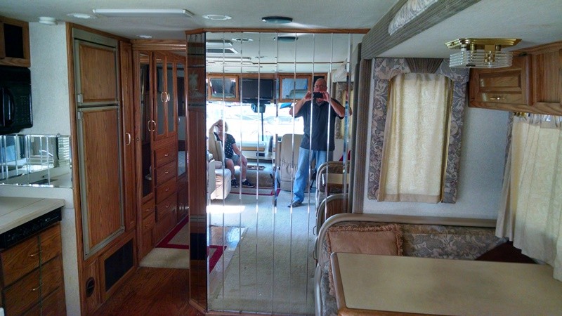 2000 National RV Dolphin 5374 - 002