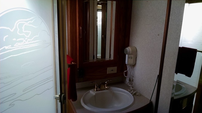 2000 National RV Dolphin 5374 - 013