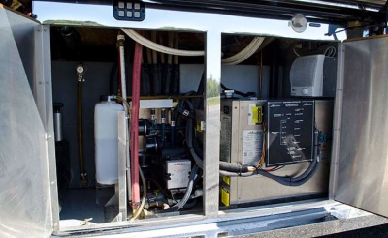 2005 Newell 2000i - 09