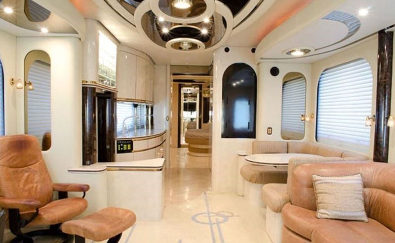 2005 Newell 2000i - 11