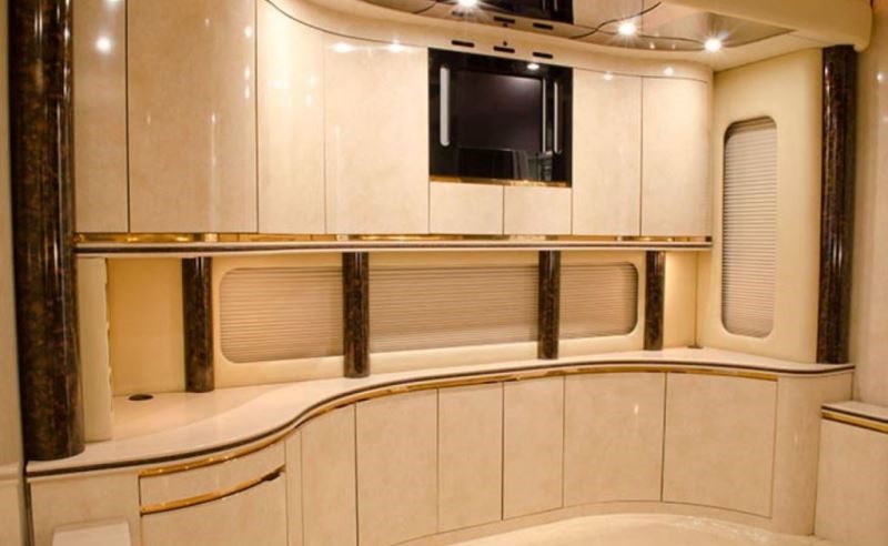 2005 Newell 2000i - 20