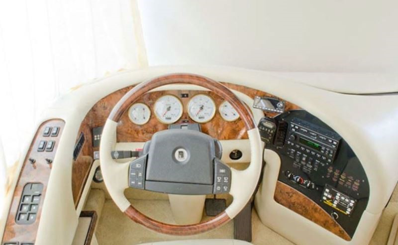 2005 Newell 2000i - 24