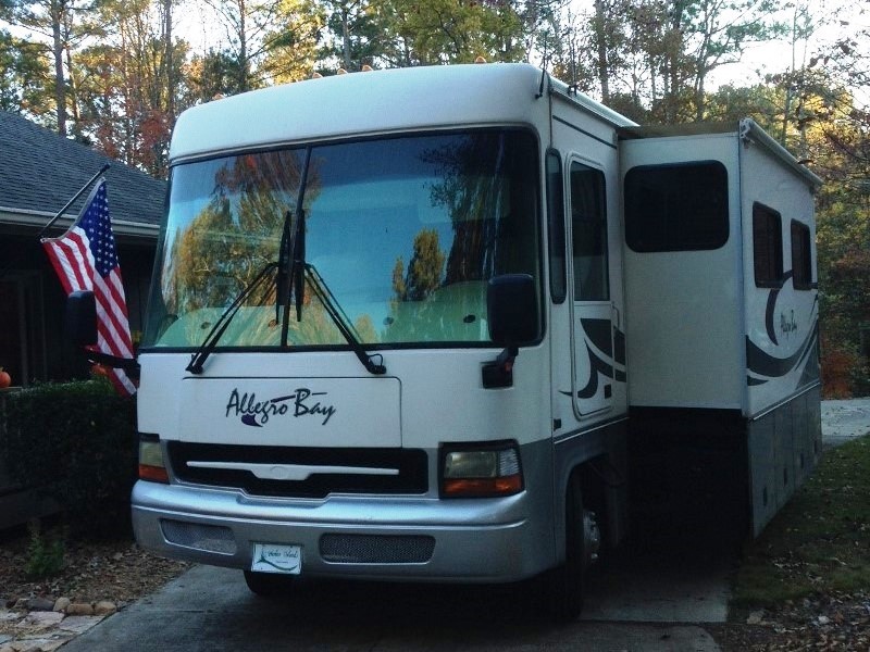 002 Tiffin Allegro Bay 36DB - 001