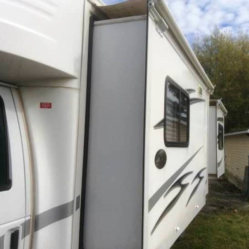 2005 Gulf Stream B Touring Cruiser 5290 - 004