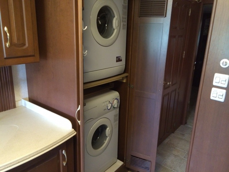 2005 Newmar Mountain Aire - 016