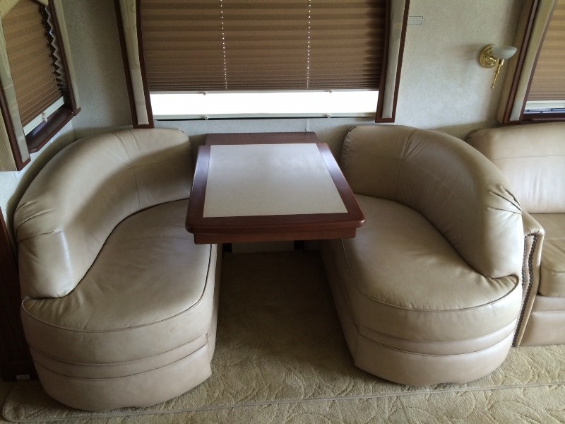 2005 Newmar Mountain Aire - 019