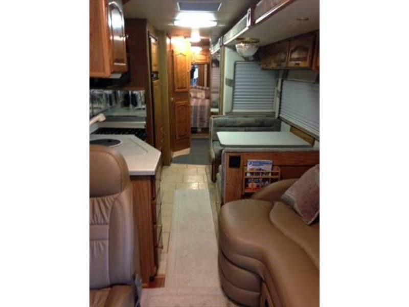 2003 Tiffin Phaeton 35RH -  010