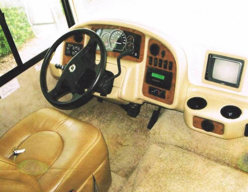 2009 Holiday Rambler Arista 330 - 005