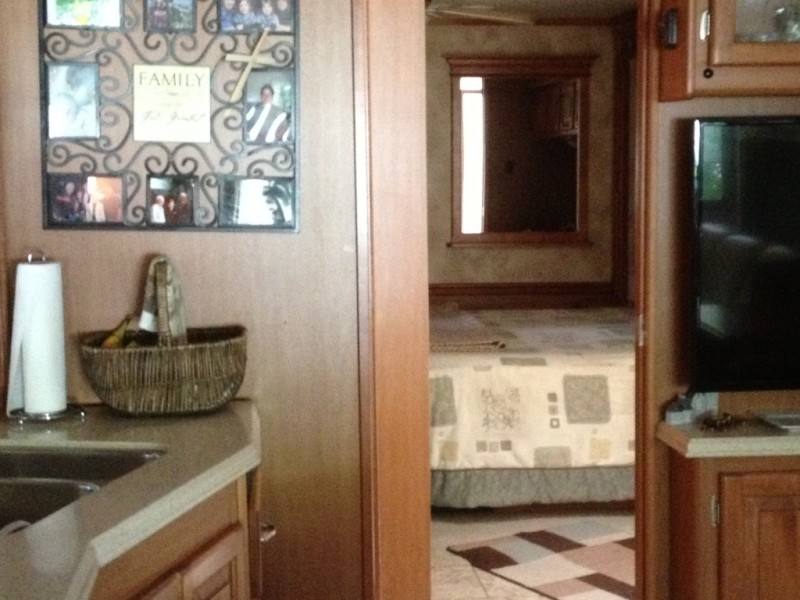 2009 Tiffin Allegro Bay 38TGB - 006