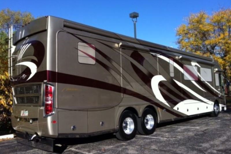 2008 American Coach American Heritage 45B - 003