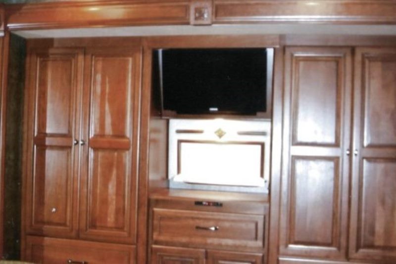 2013 Winnebago Tour QD - 007