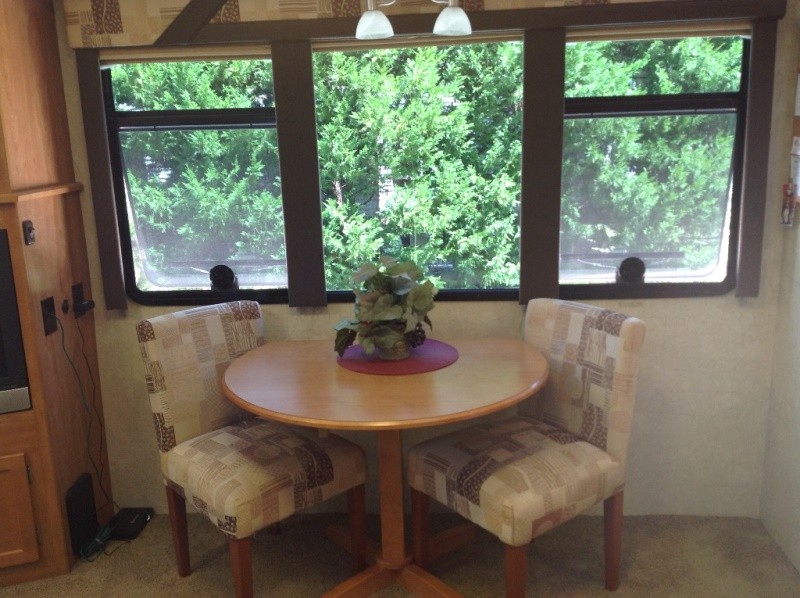 2008 Winnebago Voyage 38J - 008