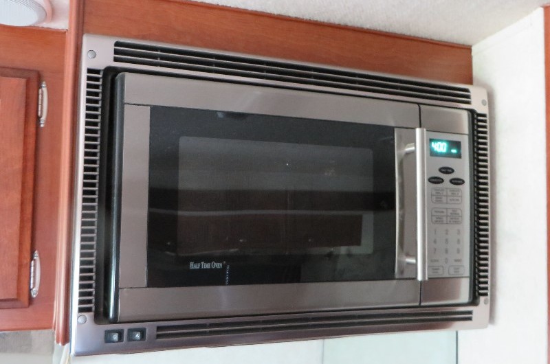 2011 Phoenix Cruiser 3100  - 044