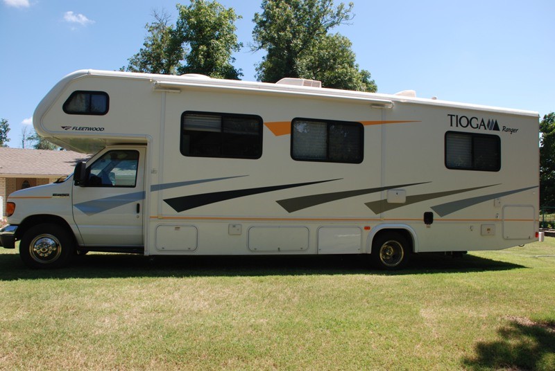 2008 Fleetwood Tioga Ranger SL 31W - 002