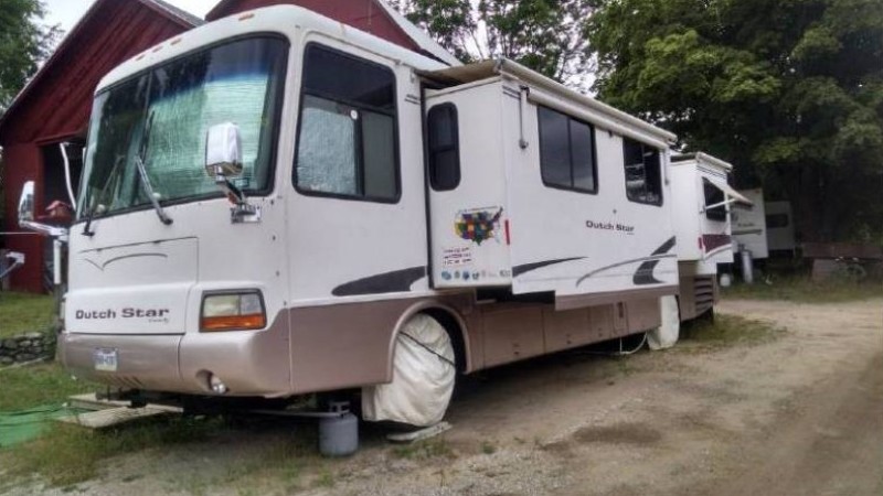 2001 Newmar Dutch Star 3852 - 001