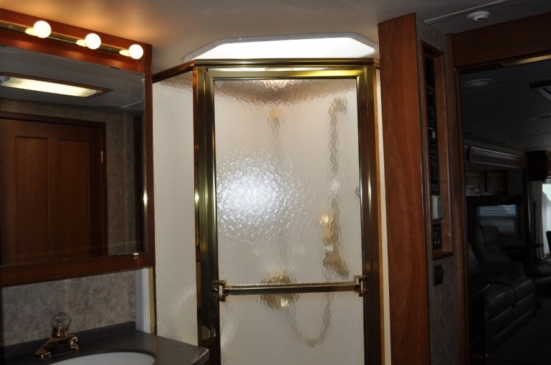 2005 Winnebago Vectra 40 AD - 019