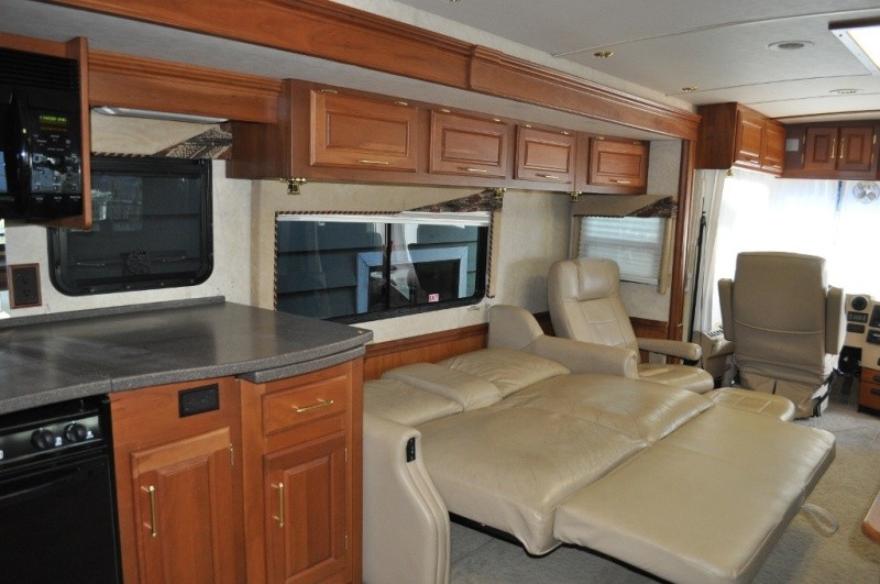 2005 Winnebago Vectra 40 AD - 025