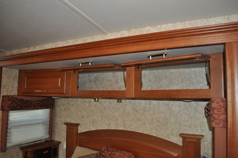 2005 Winnebago Vectra 40 AD - 043