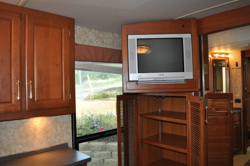 2005 Winnebago Vectra 40 AD - 044