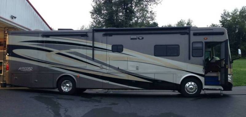 2014 Tiffin Allegro Red 38QRA - 002