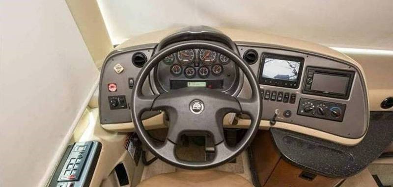 2014 Tiffin Allegro Red 38QRA - 010