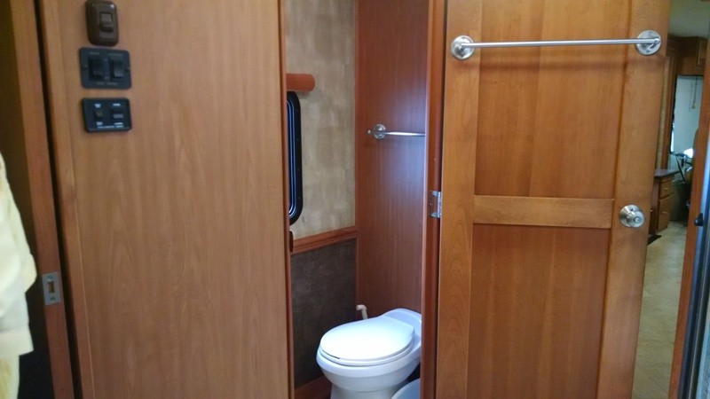 2008 Tiffin Phaeton 40QSH - 027