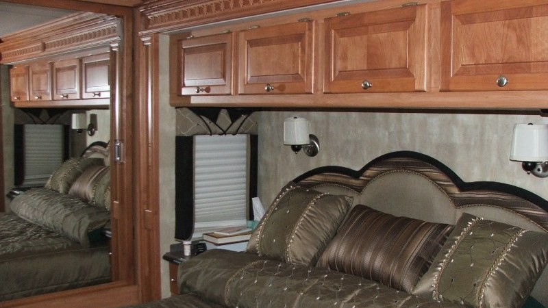 2008 Tiffin Phaeton 40QSH - 031