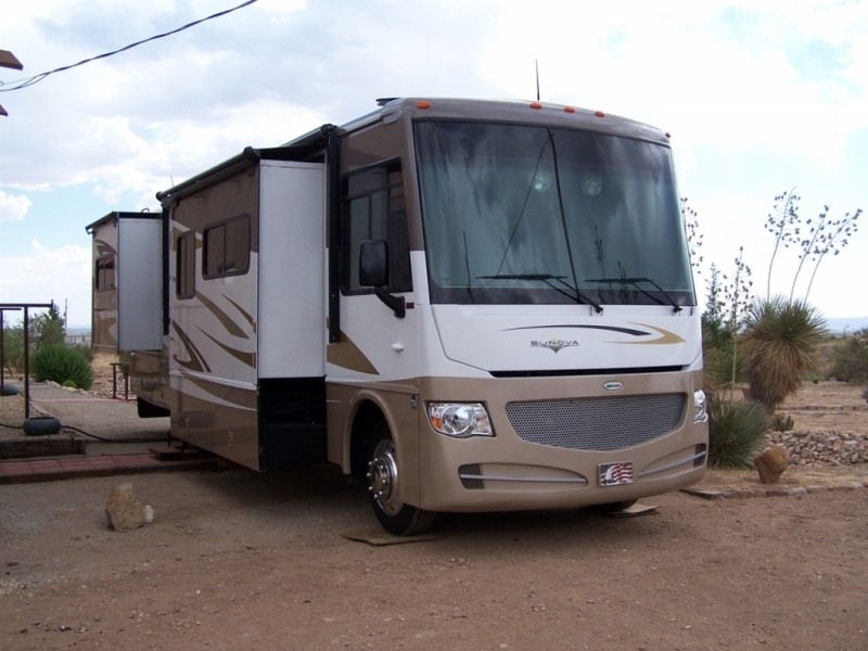 2012 Itasca Sunova 33C - 001