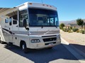 2004 Winnebago Adventurer 33V - 001