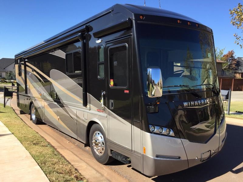 2013 Winnebago Journey 36M -006