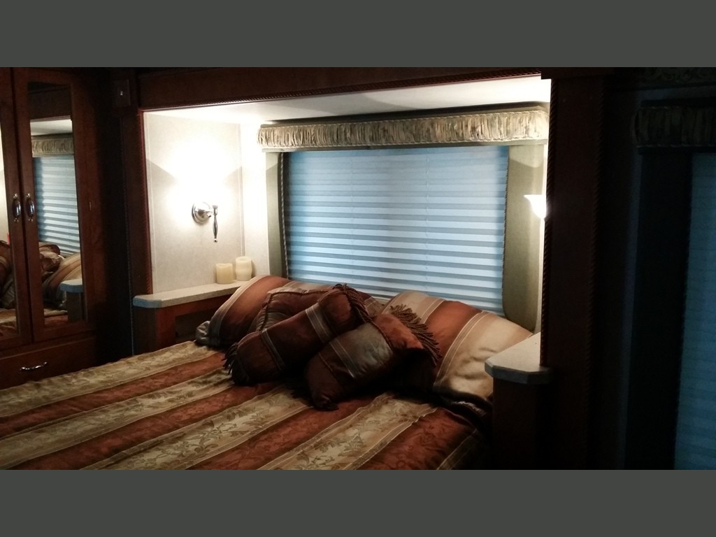 2004 Gulf Stream Atrium -023