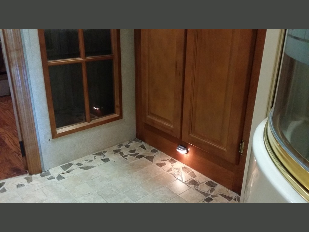 2004 Gulf Stream Atrium -040