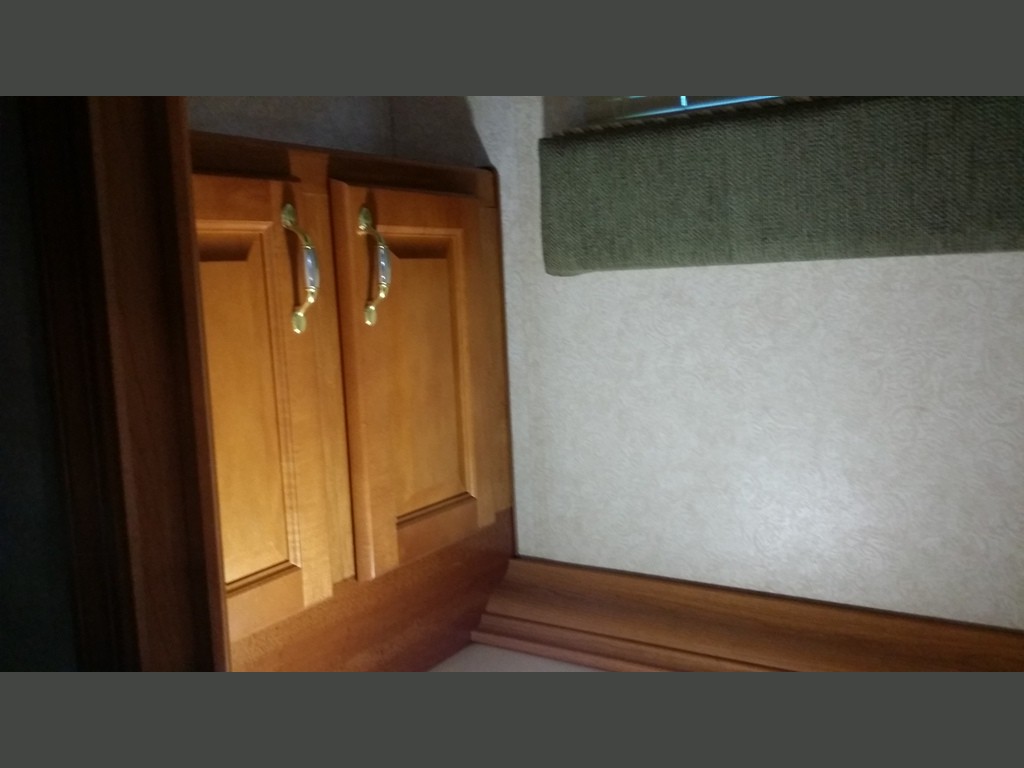 2004 Gulf Stream Atrium -065