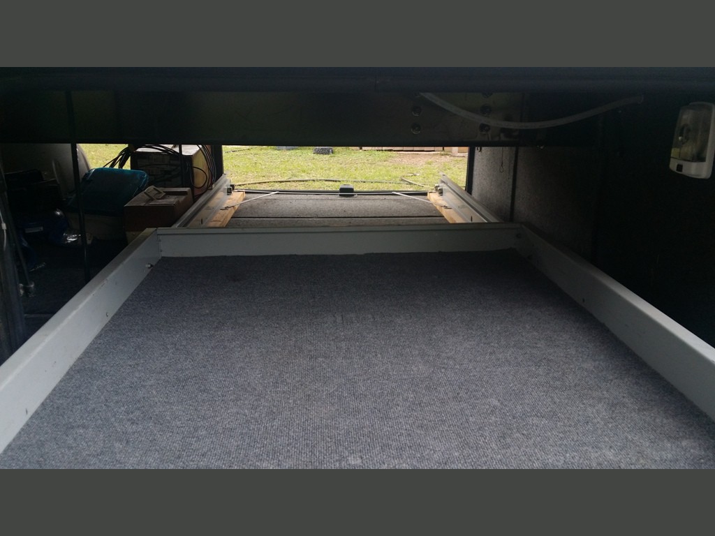 2004 Gulf Stream Atrium -112